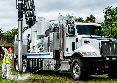 Vac-Con Hydro Excavation Truck in operation.