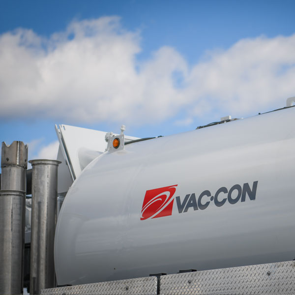 Vac-Con Dual Engine Combo Truck Vacuum